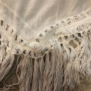 Forever 21 Tops - Forever 21 fringe gauze white M festival top tank Forever 21 Tops - Forever 21 fringe gauze white M festival top tank